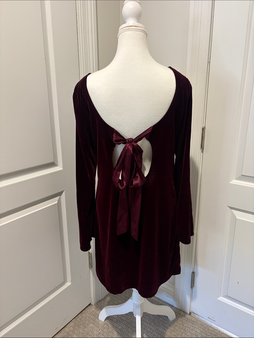 Velvet Open-Back Tie Dress Top - Burgundy by Nobody’s Child